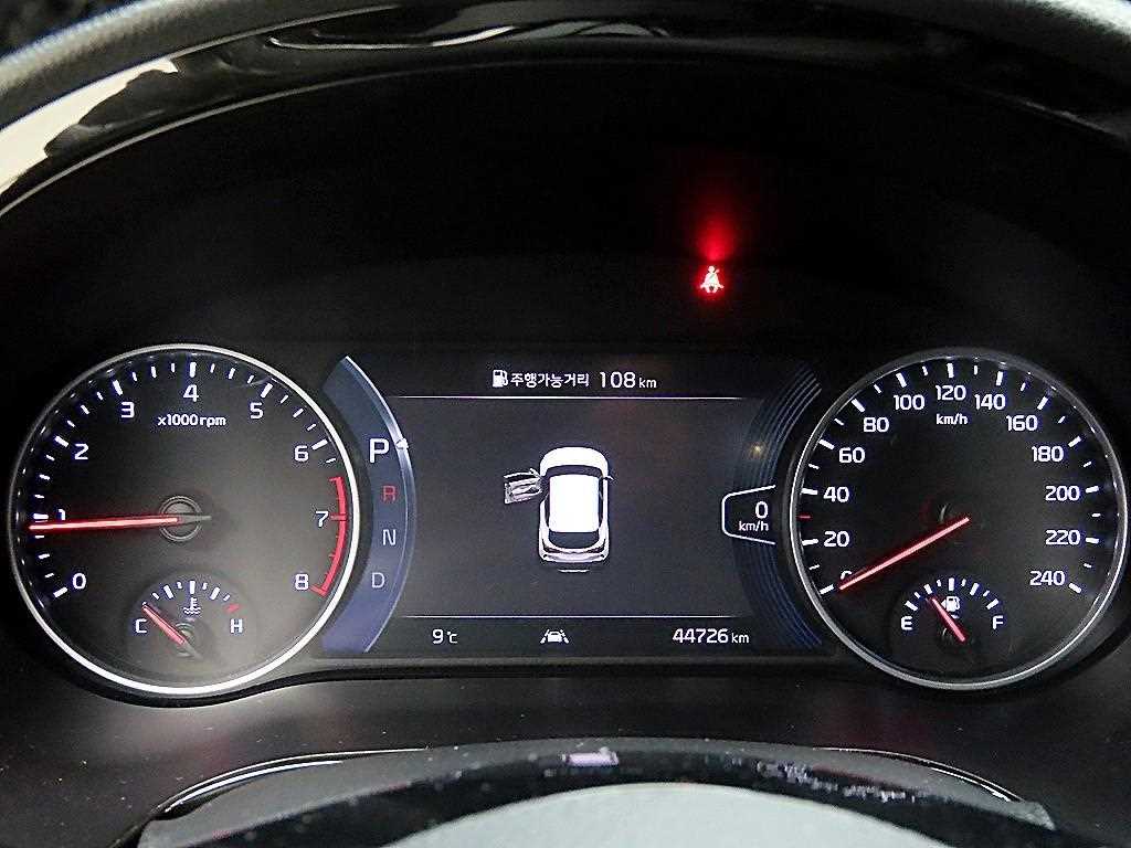 KIA Seltos - Vista 8