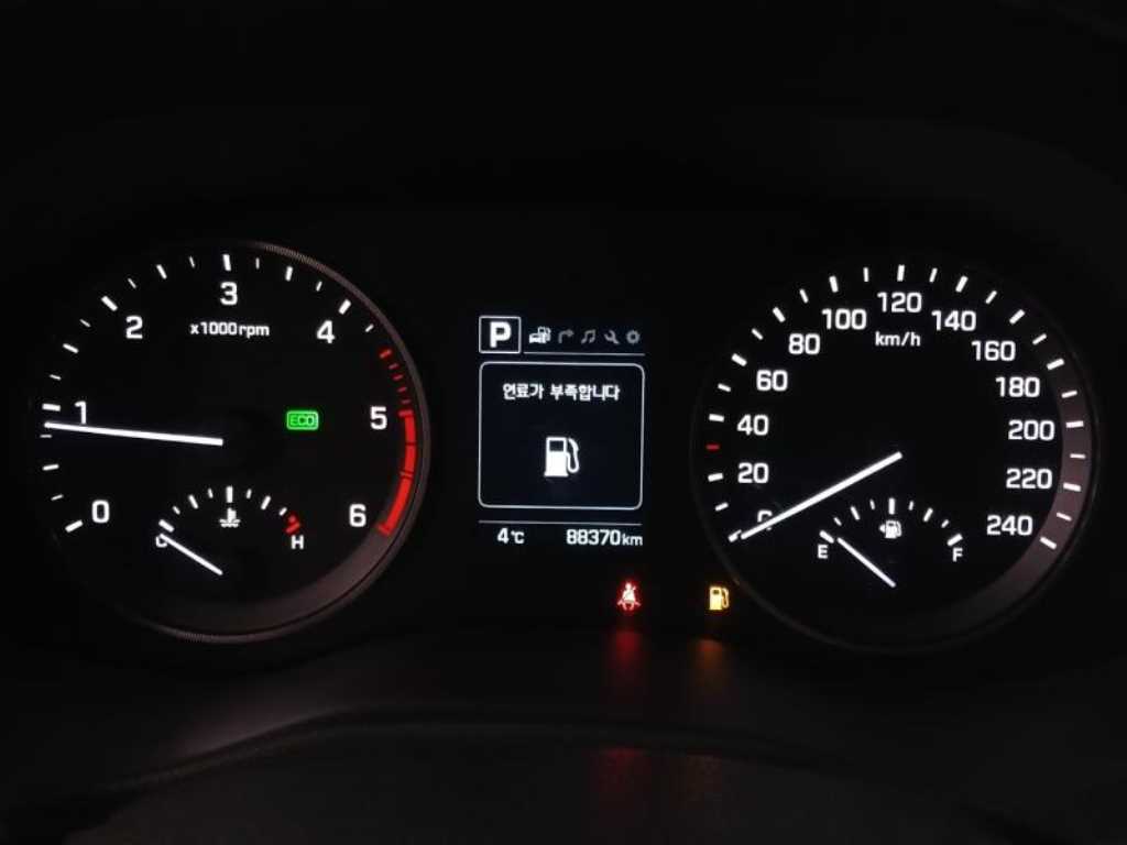 HYUNDAI Tucson - Vista 12