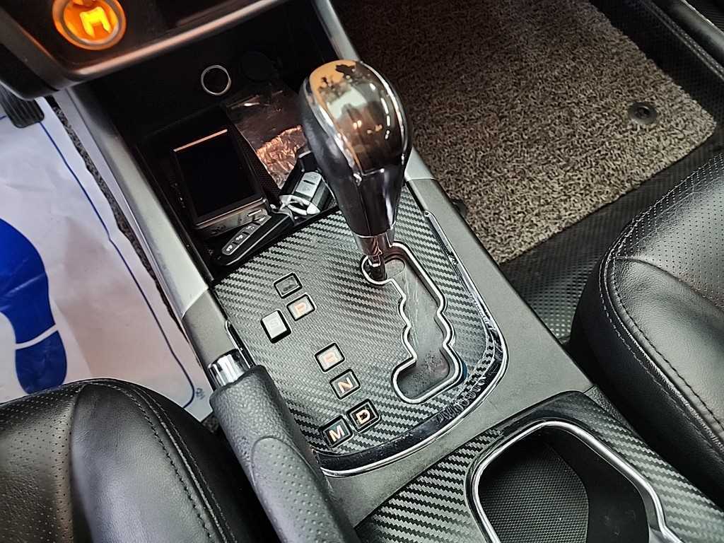 Ssangyong Korando - Vista 8