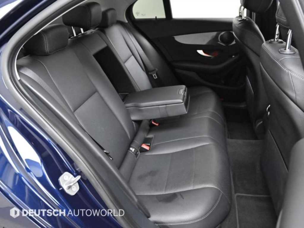 Mercedes Benz C Class - Vista 12