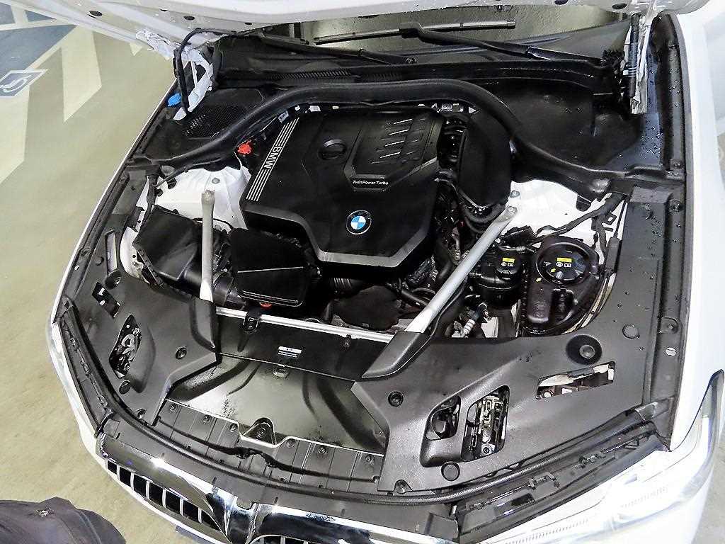 BMW 5 Series 2022 Blanco - Importación desde Corea - HF Imports Iquique - Foto 19