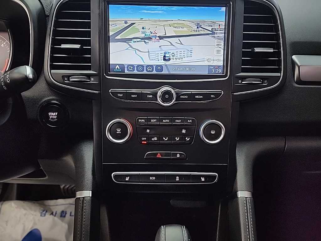 SAMSUNG QM6 - Vista 10