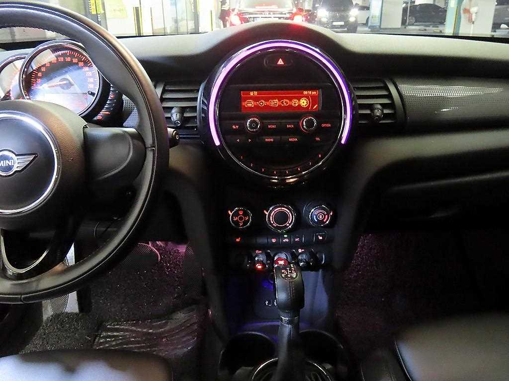 Mini Cooper - Vista 11