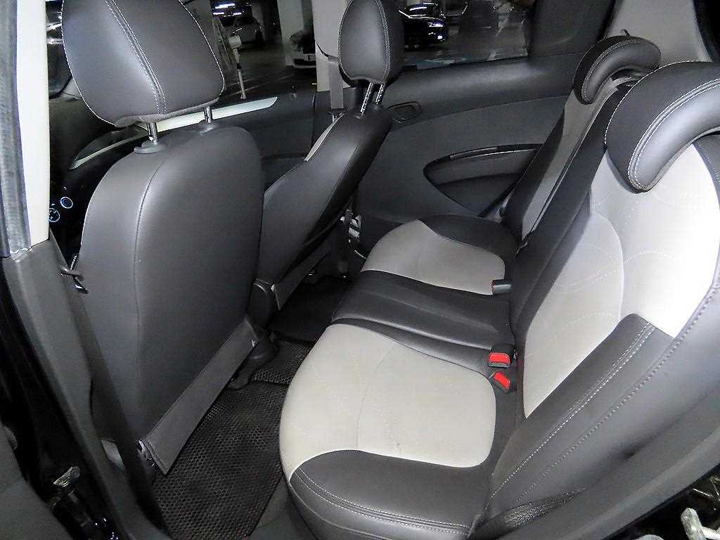 Chevrolet Spark - Vista 7