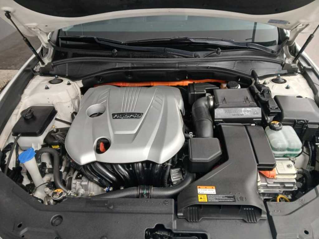 HYUNDAI Grandeur 2019 Blanco - Importación desde Corea - HF Imports Iquique - Foto 19