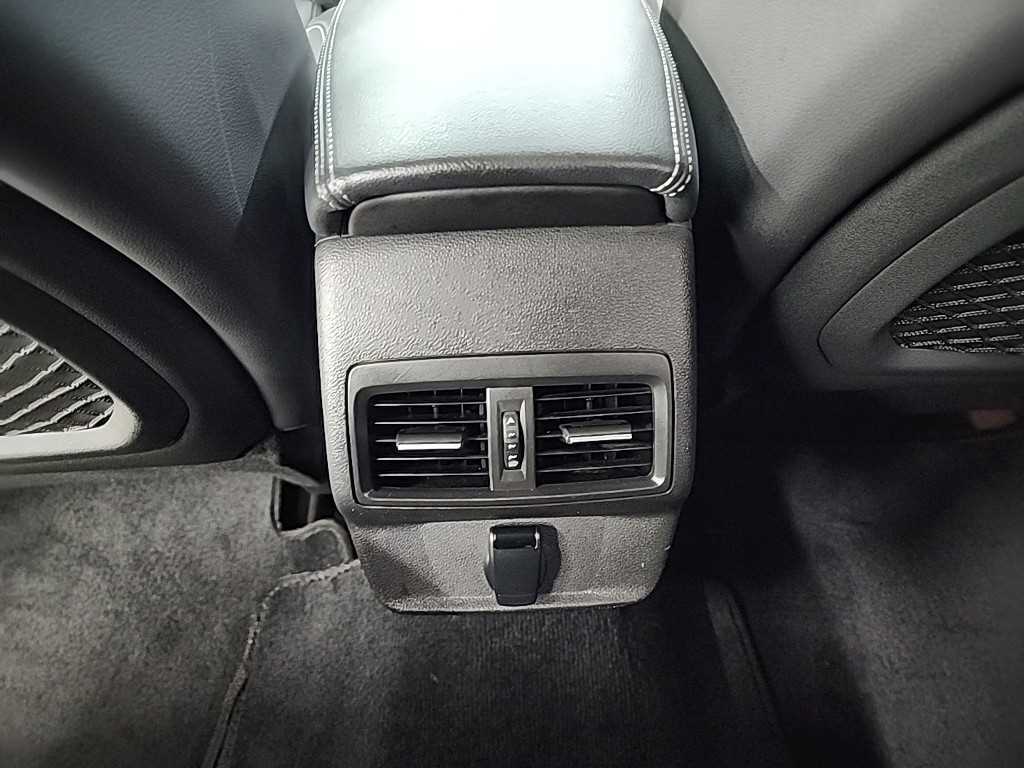 SAMSUNG QM6 2018 Blanco - Importación desde Corea - HF Imports Iquique - Foto 13