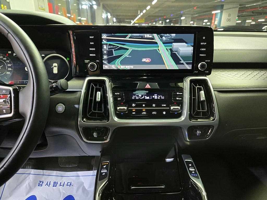 KIA Sorento - Vista 11