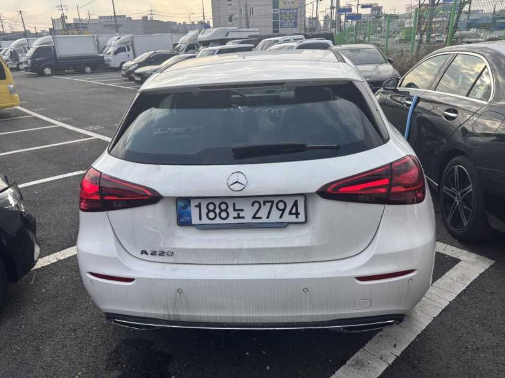 Mercedes Benz A Class - Vista 4