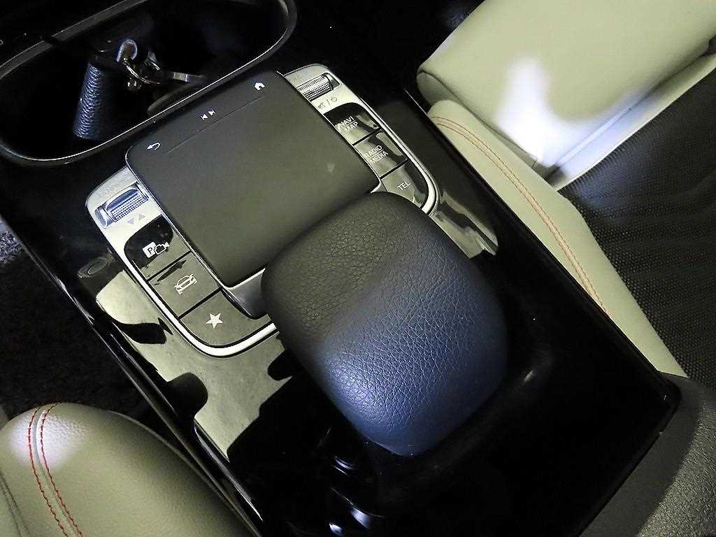 Mercedes Benz A Class 2020 Blanco - Importación desde Corea - HF Imports Iquique - Foto 15