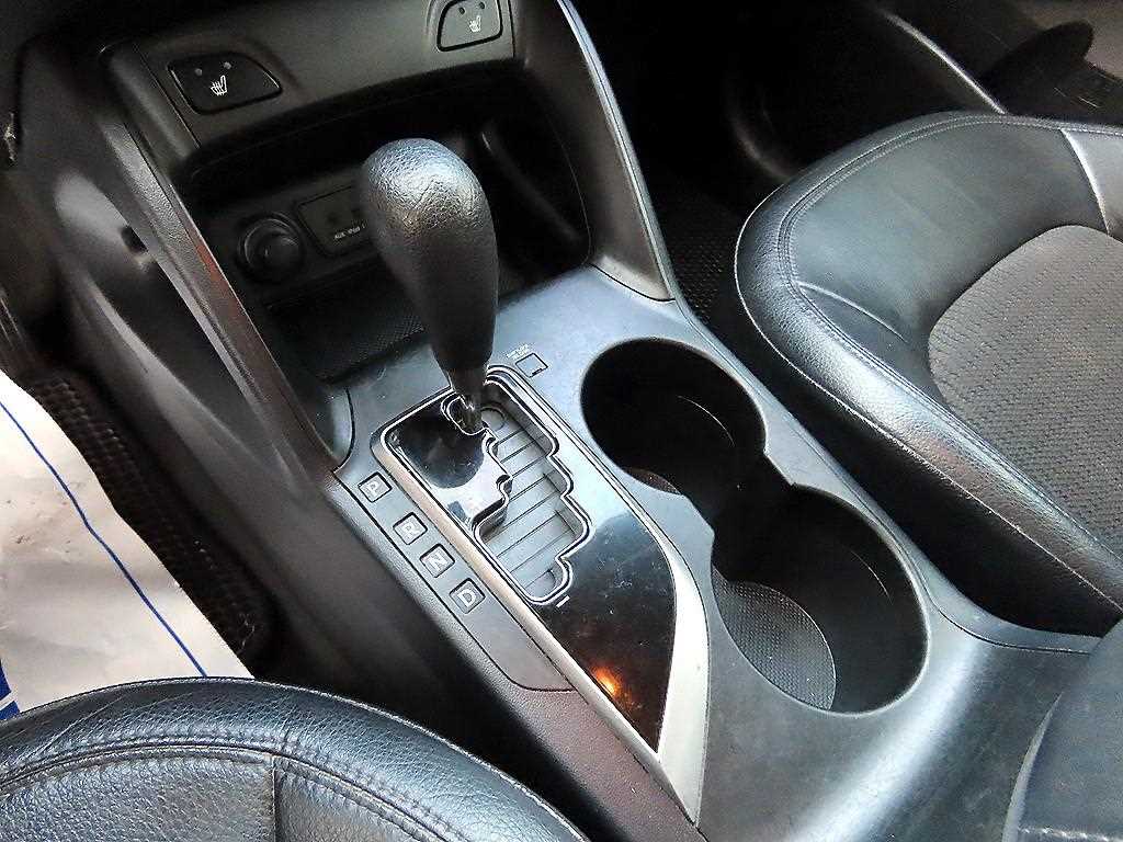 HYUNDAI Tucson - Vista 10