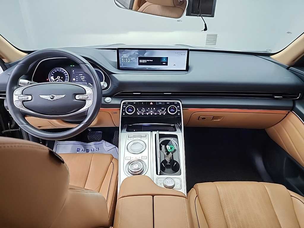 Genesis GV80 - Vista 7