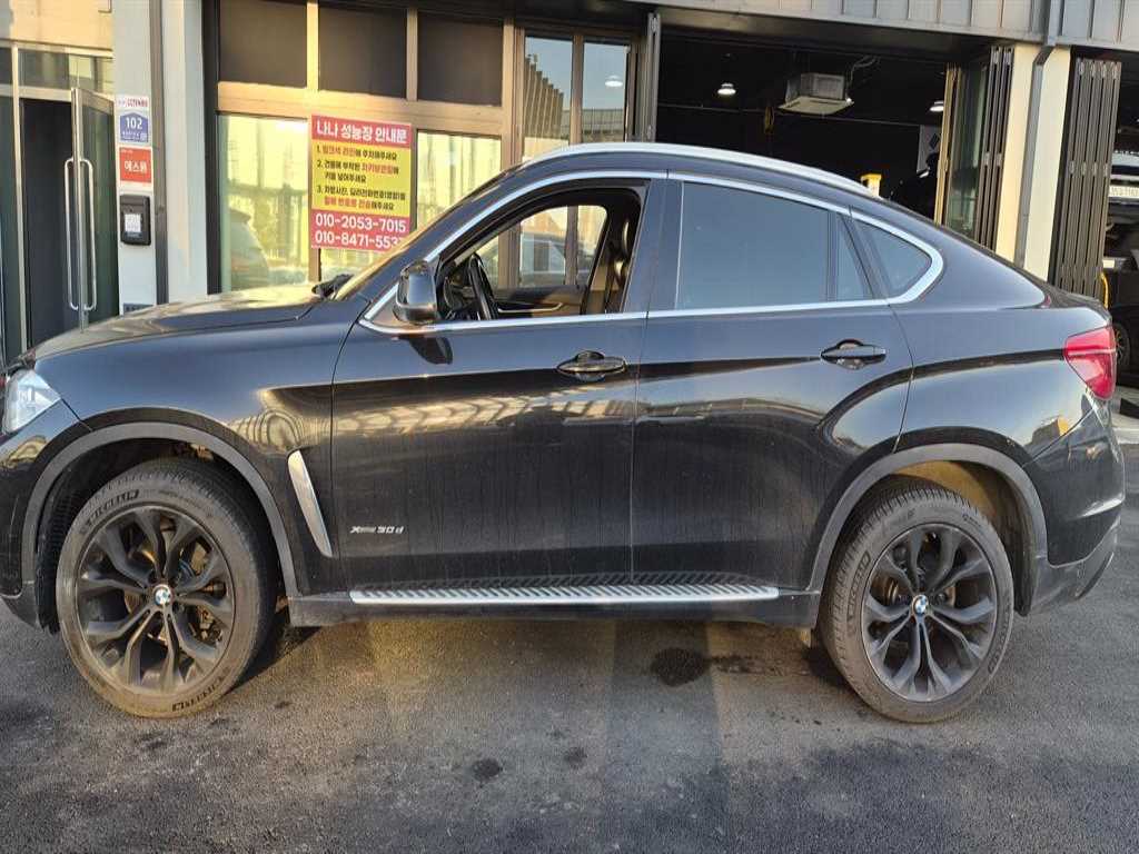 BMW X6 - Vista 3