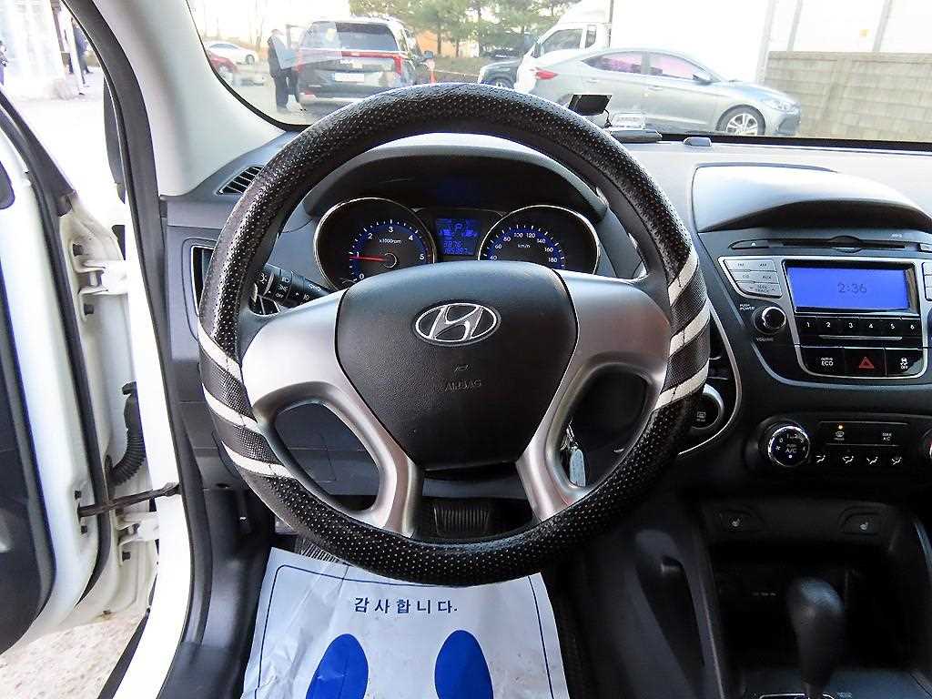 HYUNDAI Tucson - Vista 8