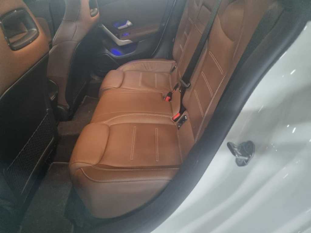 Mercedes Benz CLA Class - Vista 6