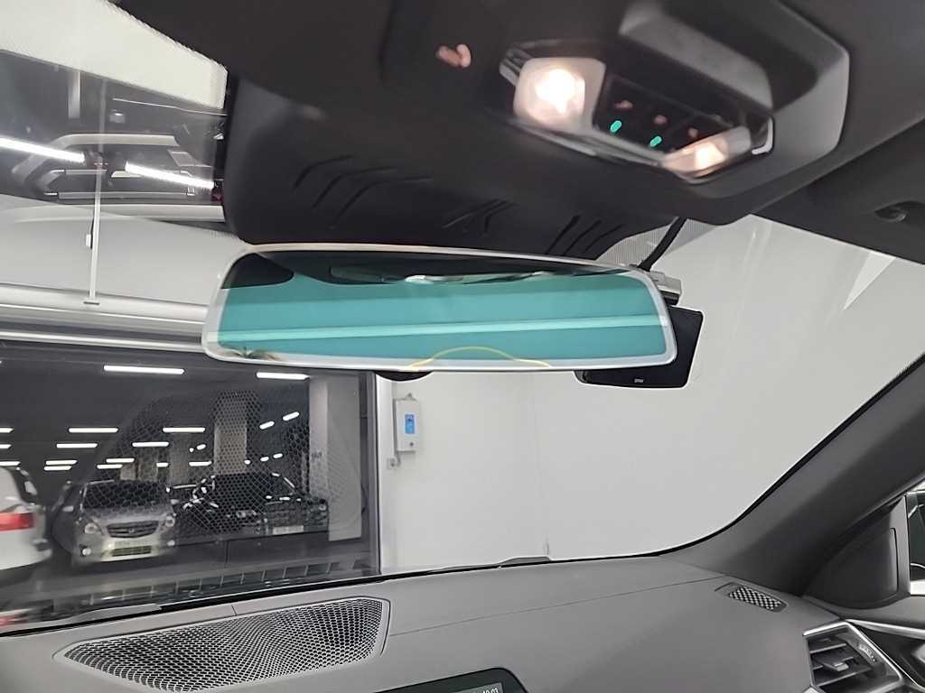 BMW 4 Series 2022 Verde - Importación desde Corea - HF Imports Iquique - Foto 17