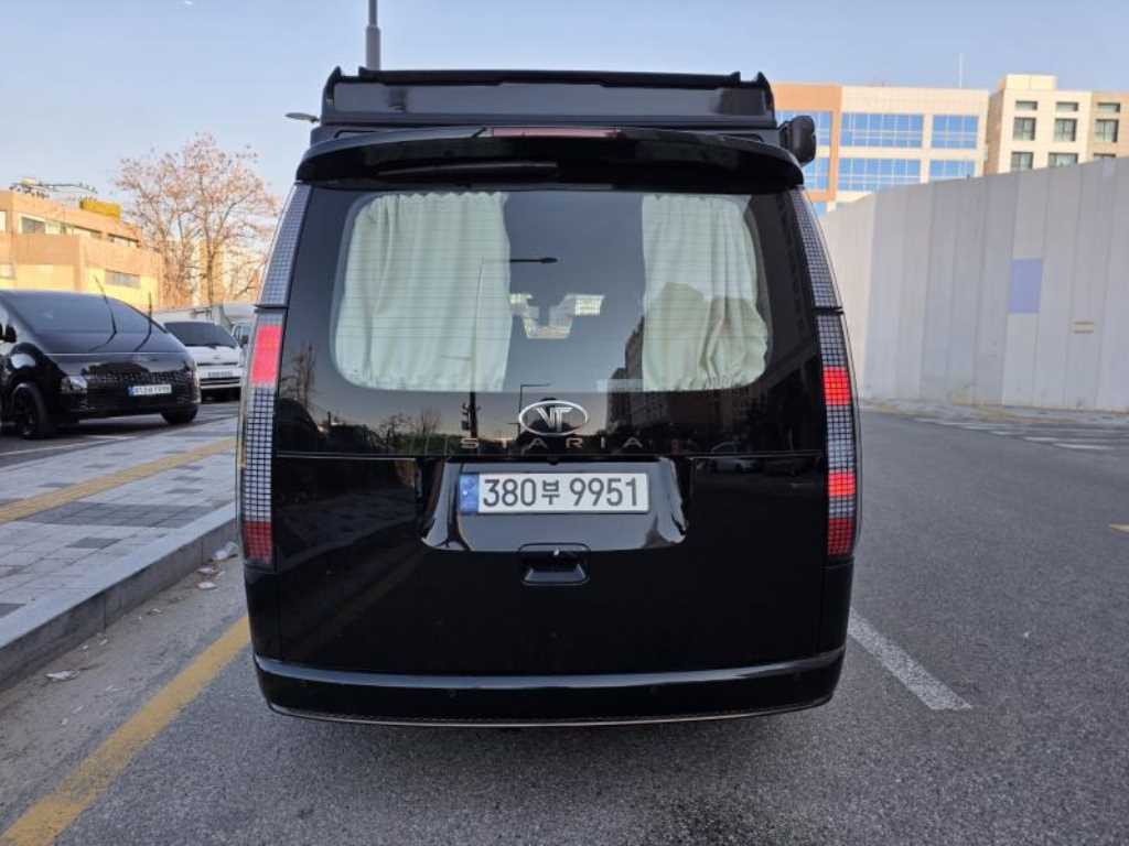 HYUNDAI Staria - Vista 4