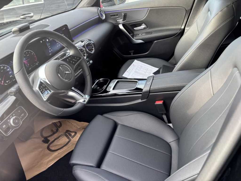 Mercedes Benz A Class - Vista 8