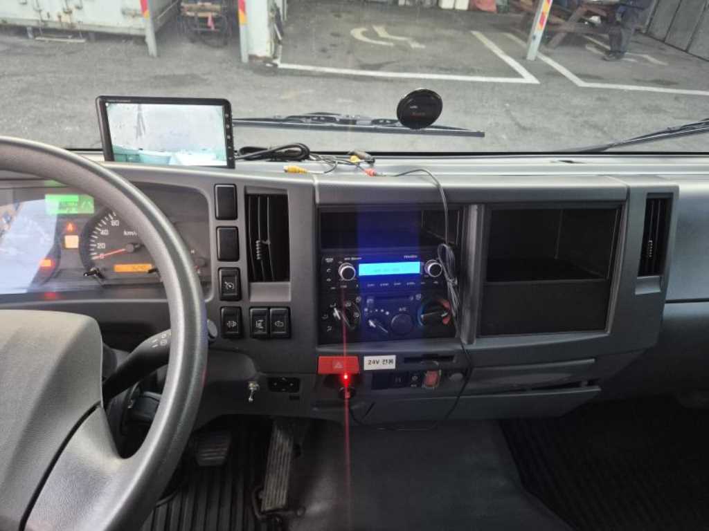 medium and large cargo truck 2021 Blanco - Importación desde Corea - HF Imports Iquique - Foto 15