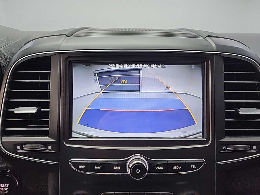 SAMSUNG QM6 2018 Blanco - Importación desde Corea - HF Imports Iquique - Foto 15