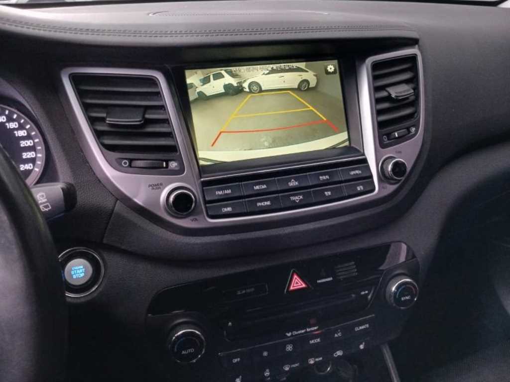 HYUNDAI Tucson 2016 Blanco - Importación desde Corea - HF Imports Iquique - Foto 14