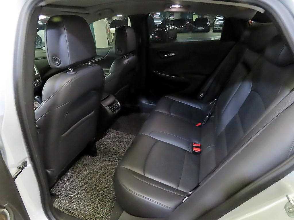 Chevrolet Malibu - Vista 7