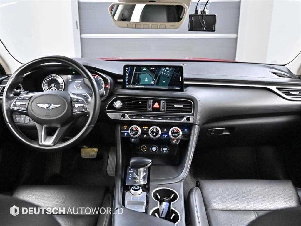 Genesis G70 - Vista 7