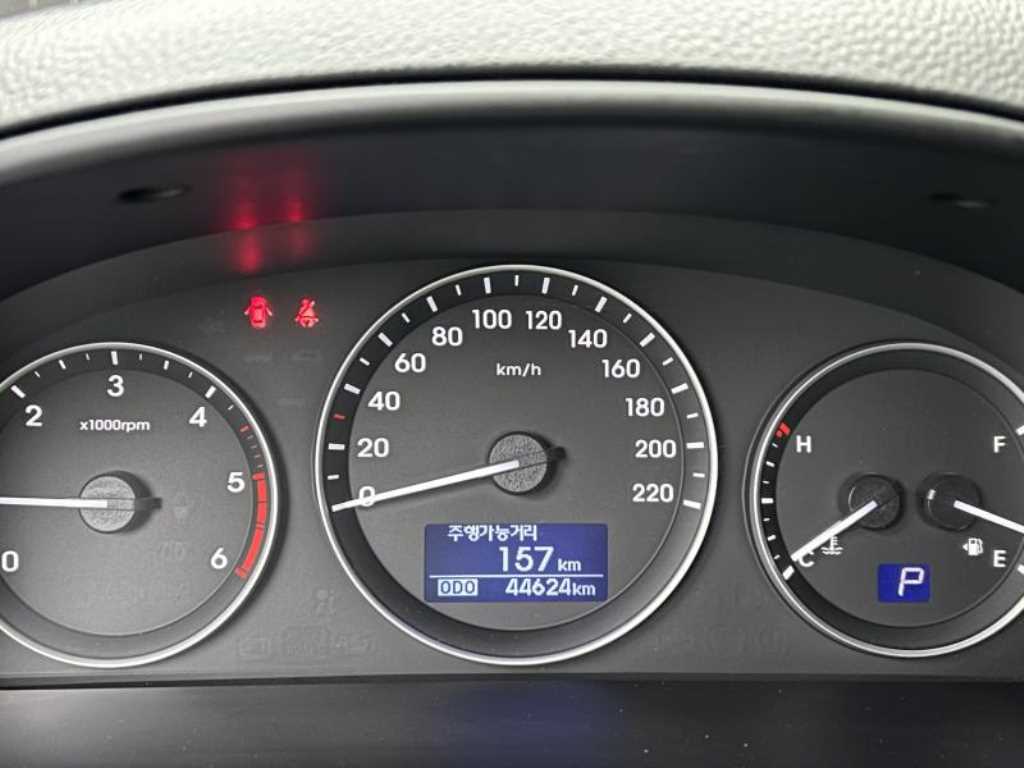 HYUNDAI Starex 2021 Plateado - Importación desde Corea - HF Imports Iquique - Foto 14