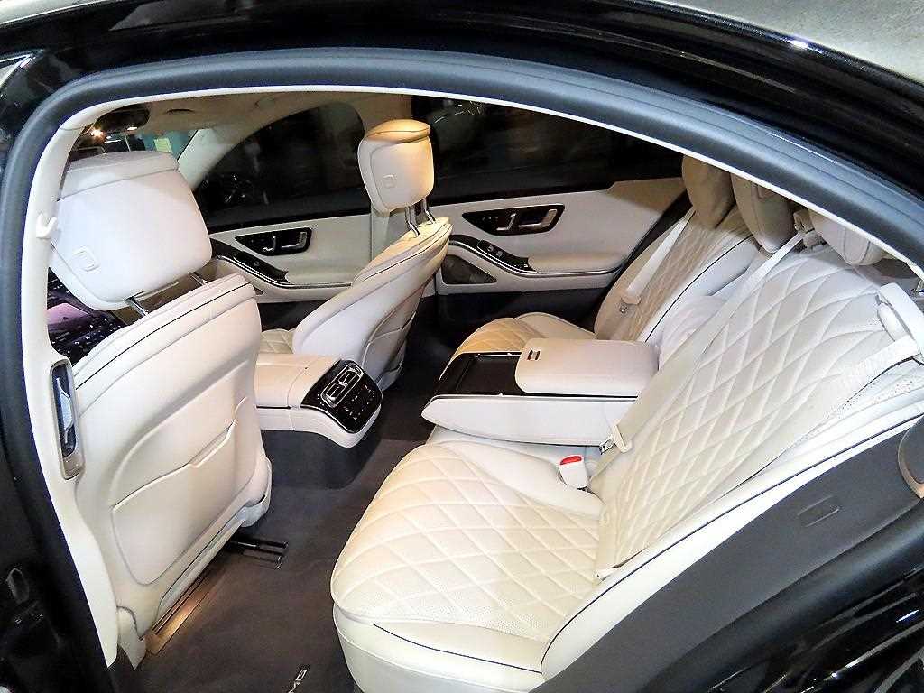Mercedes Benz S Class - Vista 7