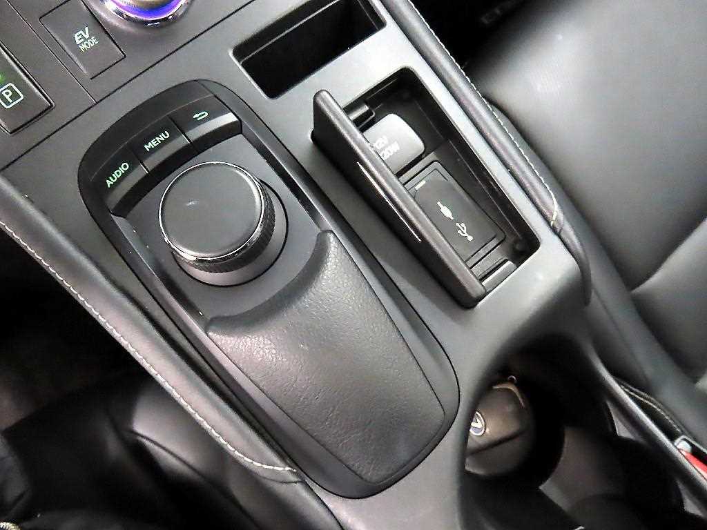 Lexus CT 2017 Blanco - Importación desde Corea - HF Imports Iquique - Foto 13