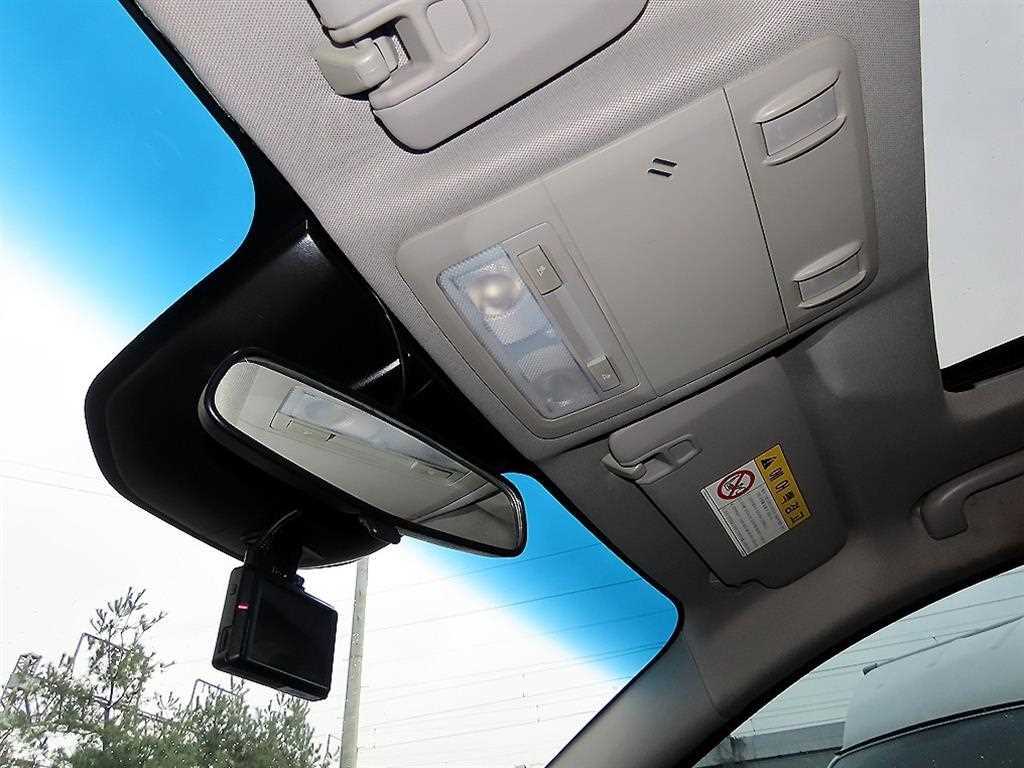 Chevrolet Cruise 2014 Morado - Importación desde Corea - HF Imports Iquique - Foto 17