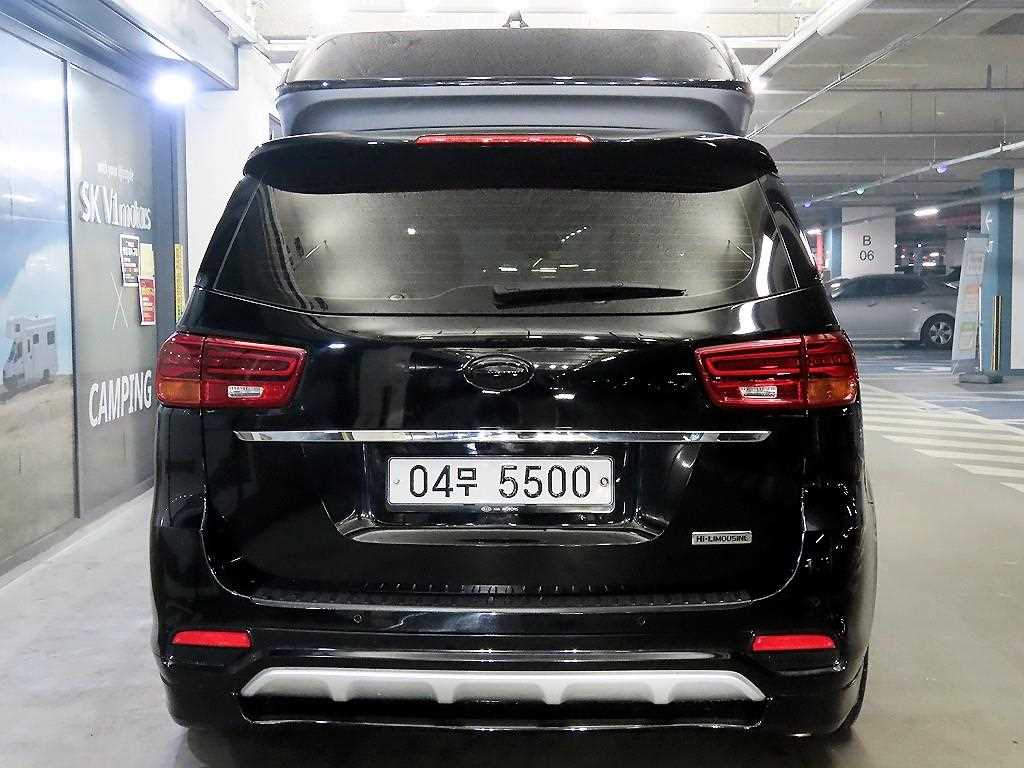 KIA Carnival - Vista 5