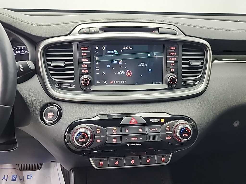 KIA Sorento - Vista 10