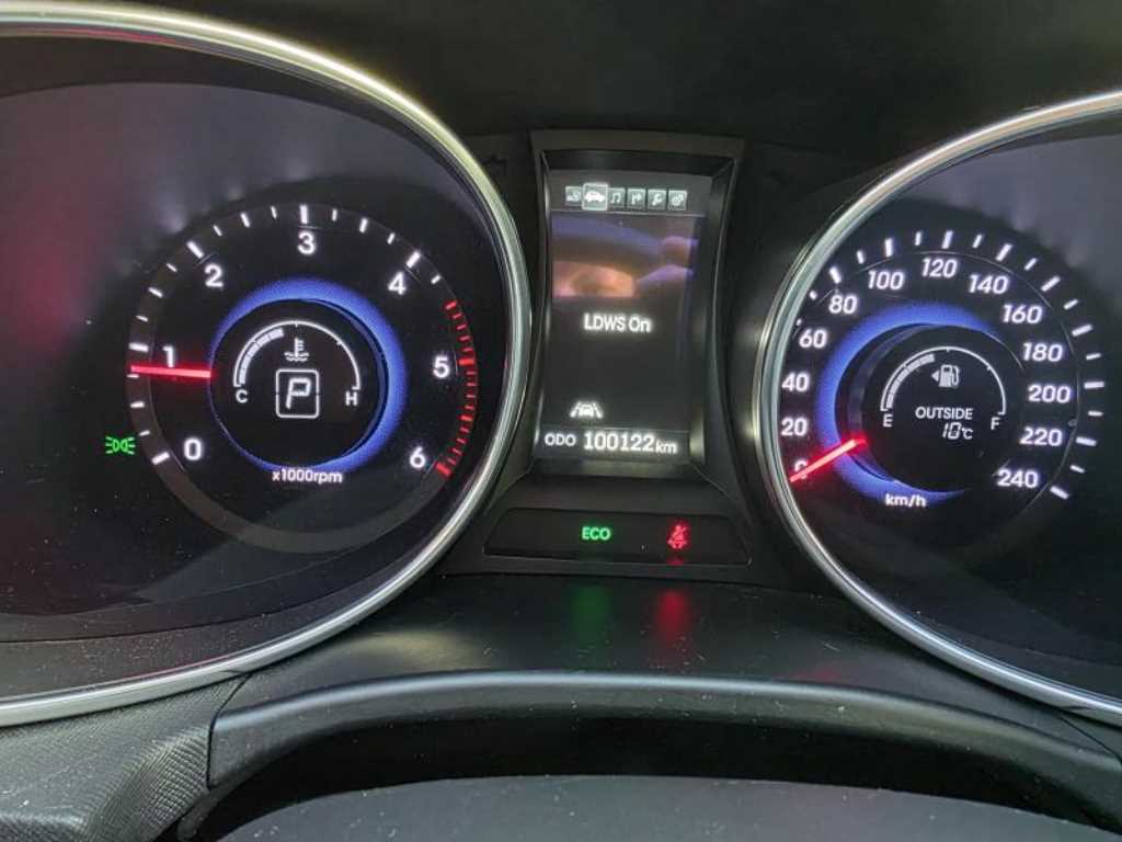 HYUNDAI Maxcruz - Vista 9