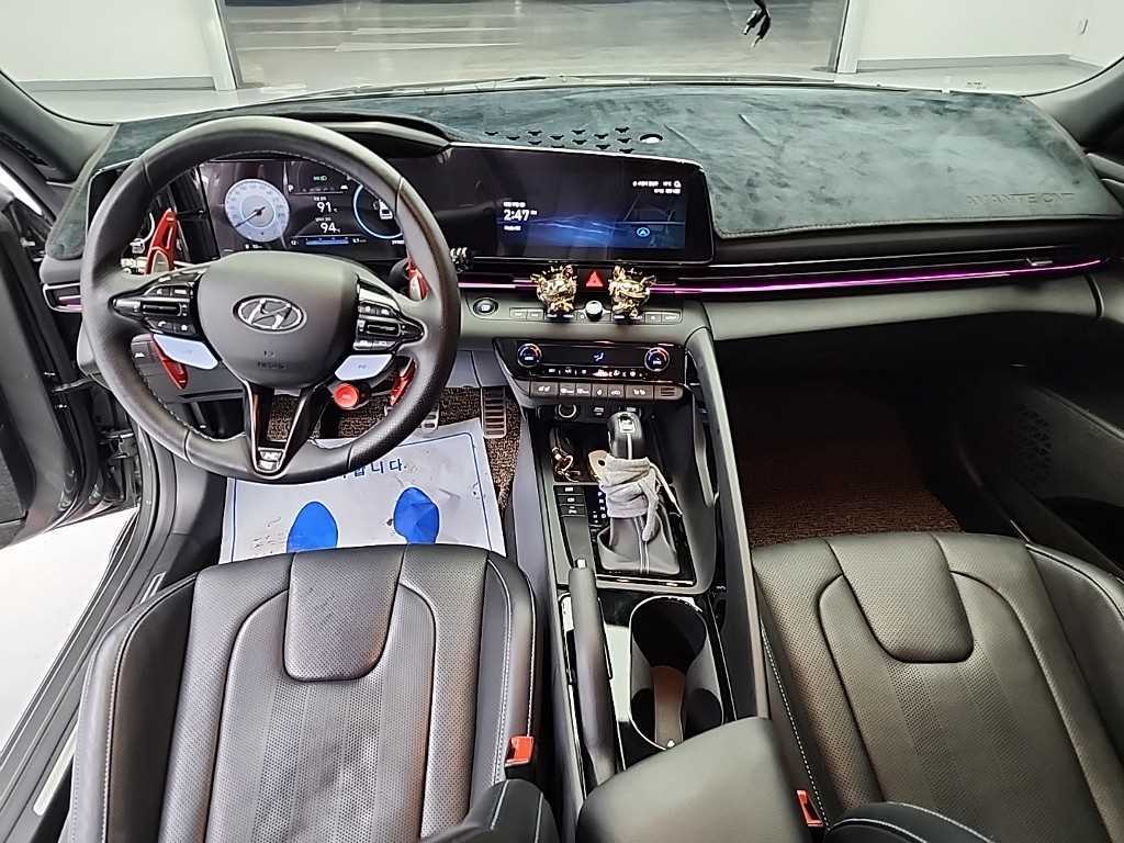 HYUNDAI Avante - Vista 7