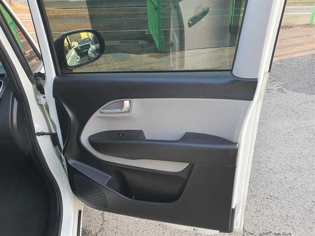 KIA Ray 2020 Blanco - Importación desde Corea - HF Imports Iquique - Foto 13