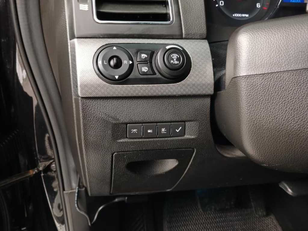 Chevrolet Captiva 2016 Negro - Importación desde Corea - HF Imports Iquique - Foto 18