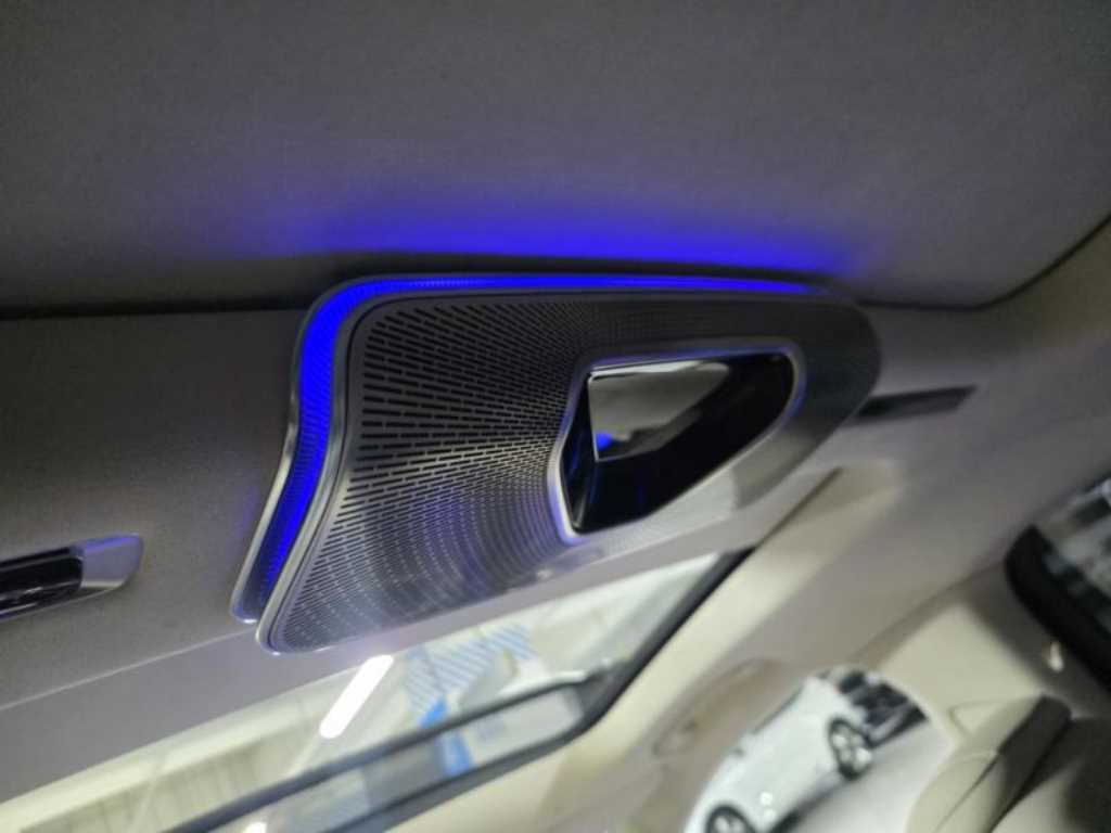 Mercedes Benz S Class - Vista 8