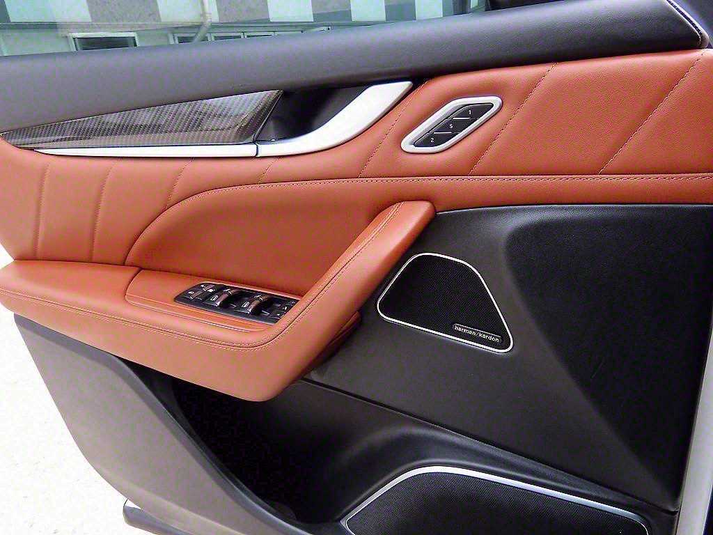 Maserati Levante - Vista 11