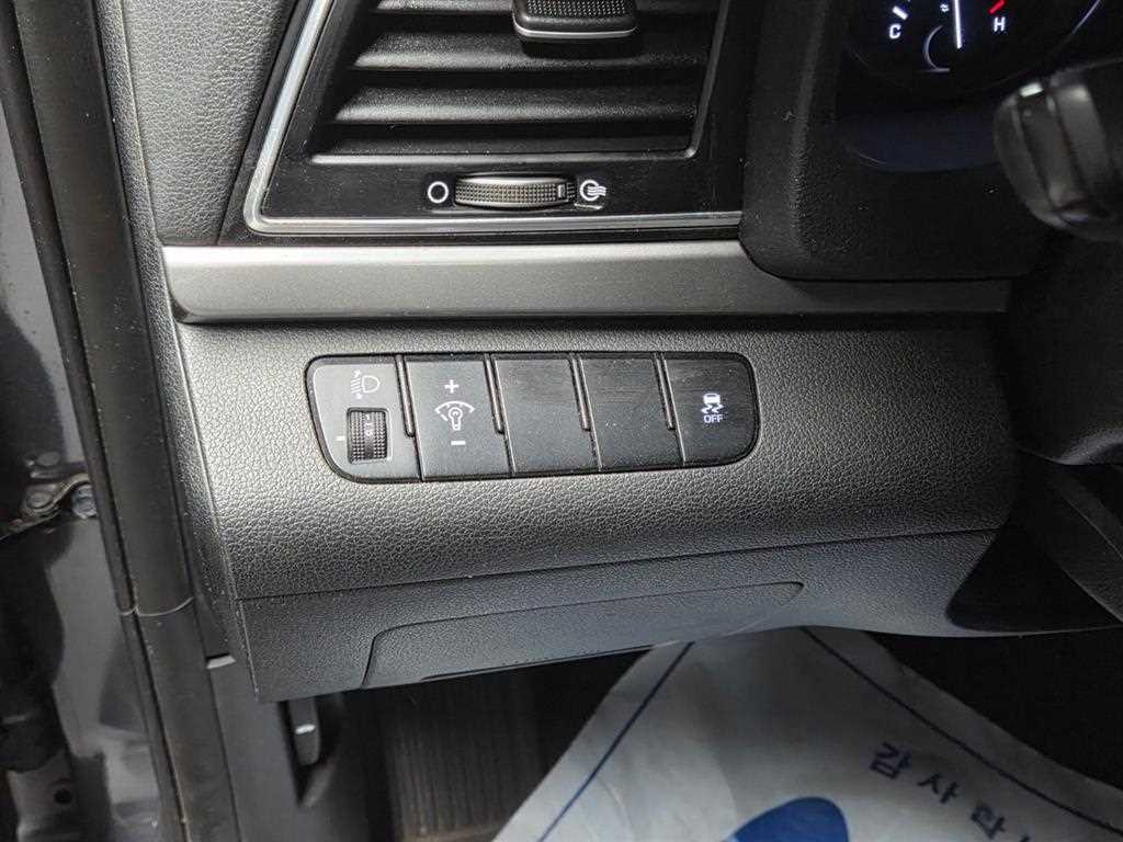 HYUNDAI Avante 2016 Gris - Importación desde Corea - HF Imports Iquique - Foto 13