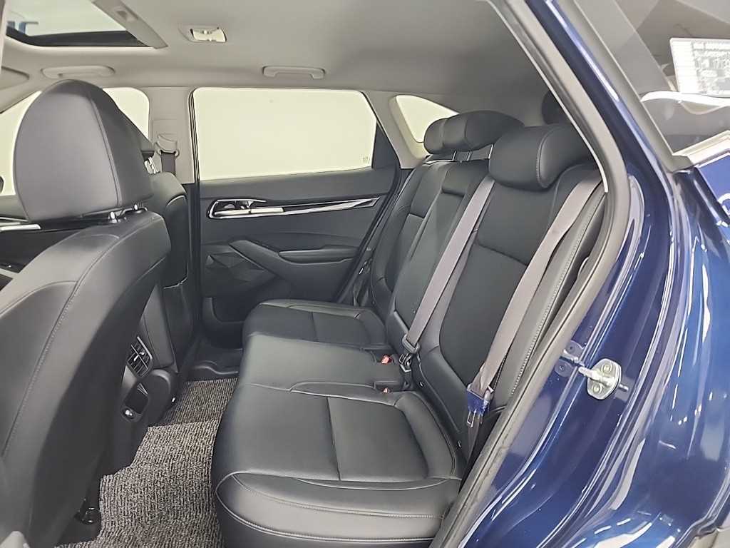 KIA Seltos - Vista 12