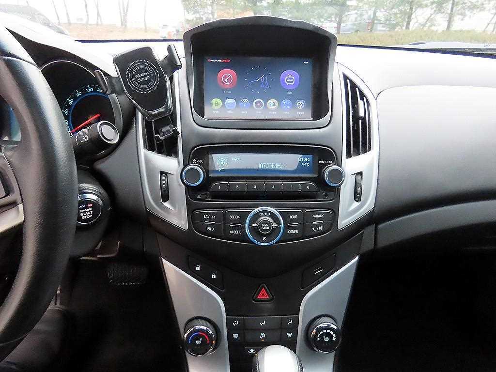 Chevrolet Cruise - Vista 12