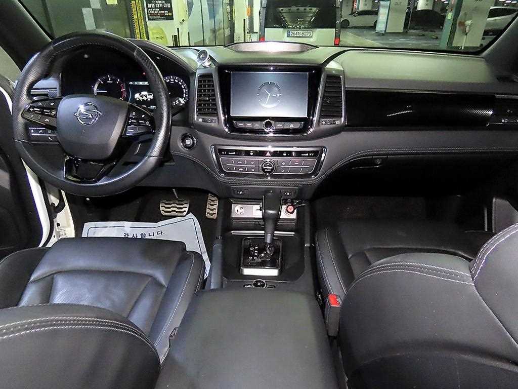 Ssangyong Rexton - Vista 10