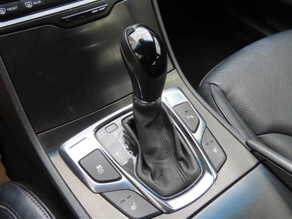 HYUNDAI Grandeur - Vista 6