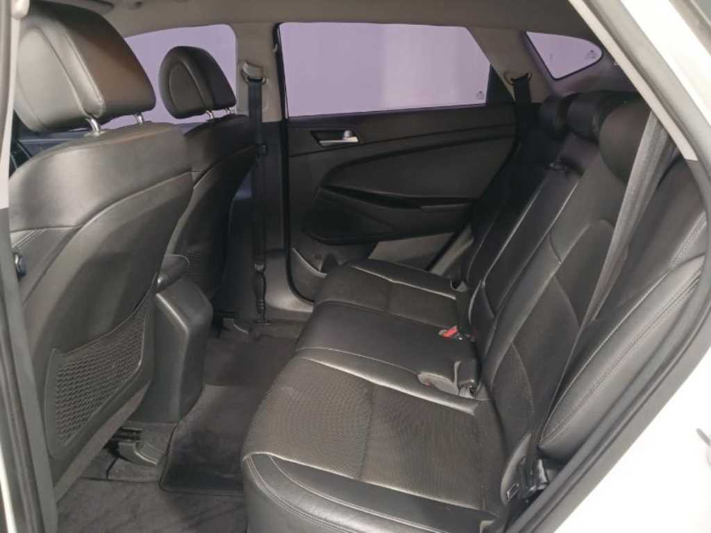 HYUNDAI Tucson - Vista 8