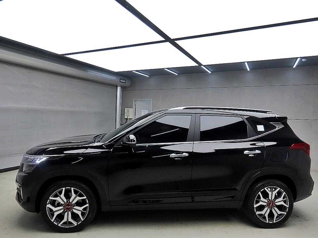 KIA Seltos - Vista 4