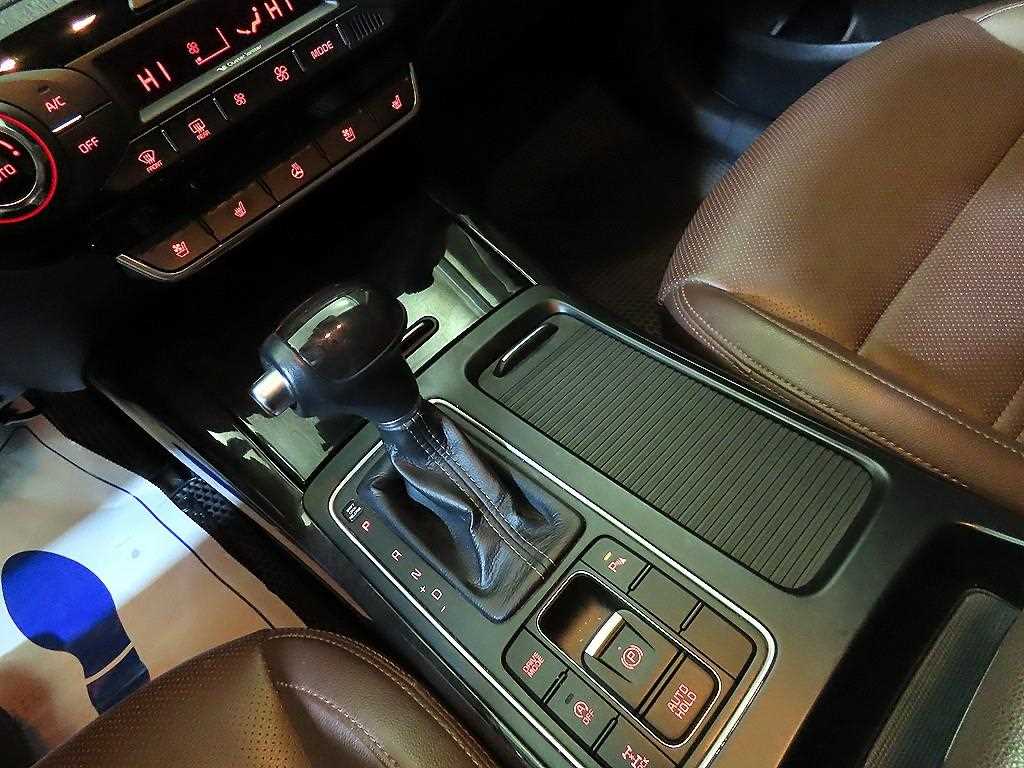 KIA Sorento - Vista 12