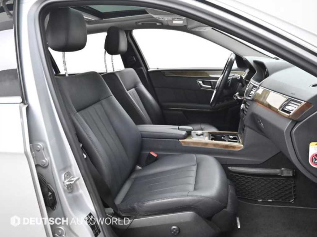 Mercedes Benz E class - Vista 10