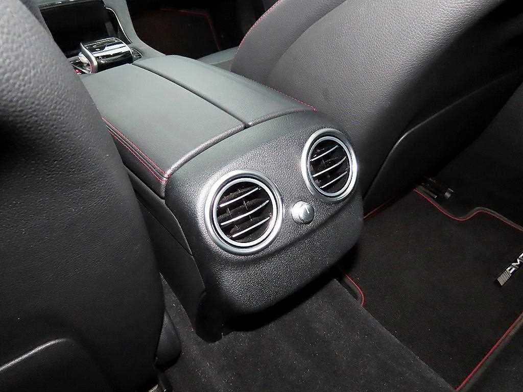 Mercedes Benz C Class 2018 - Importación desde Corea - HF Imports Iquique - Foto 17