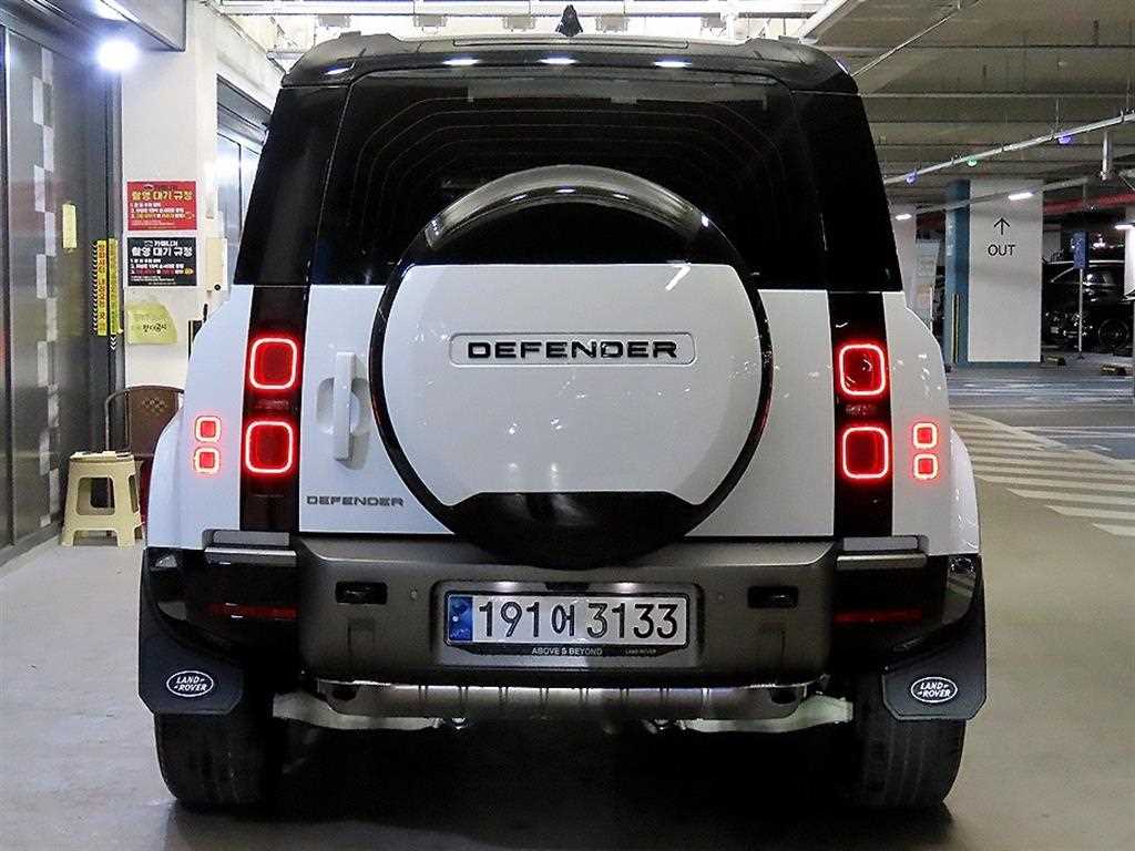 Land Rover Defender - Vista 5