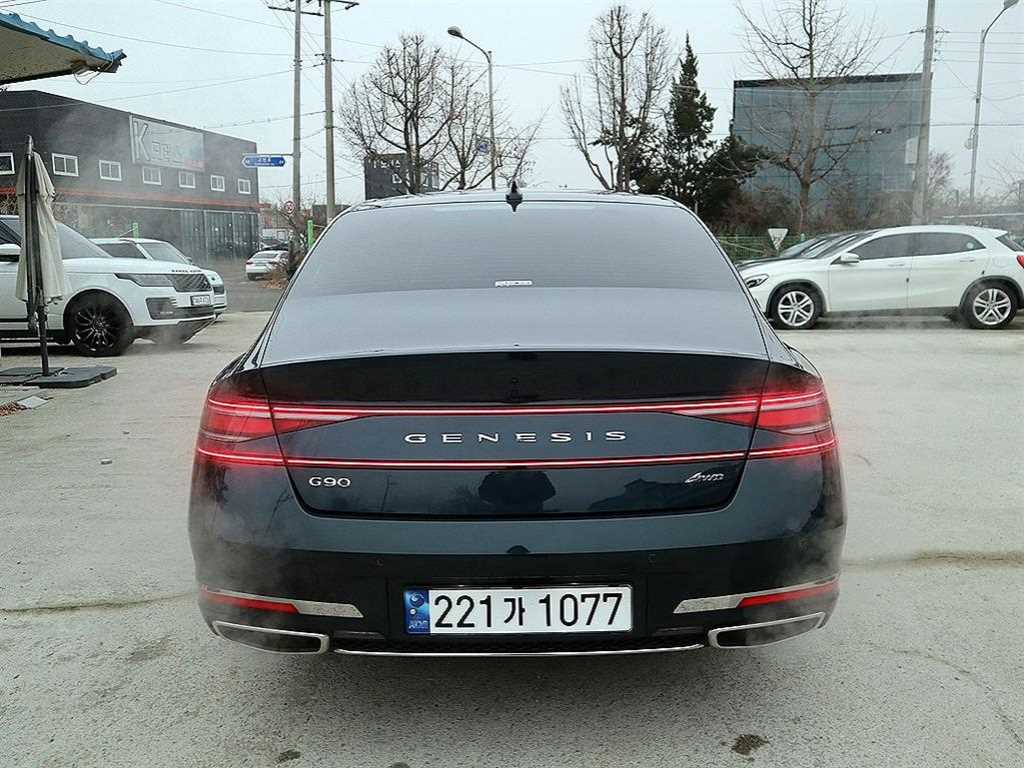 Genesis G90 - Vista 4